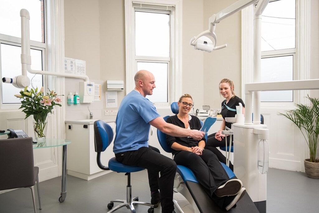 all on 4 dental implants belfast, braces belfast, composite bonding belfast, dental implants belfast, dentist belfast, invisalign belfast, teeth whitening belfast, veneers belfast